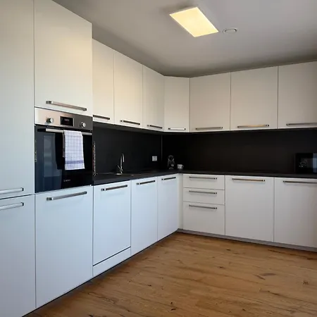 Apartment & Stay,