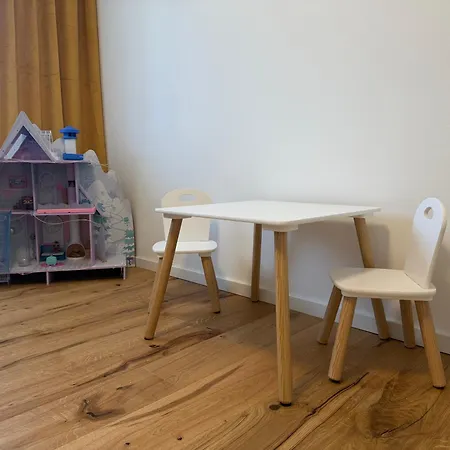 Apartment & Stay,