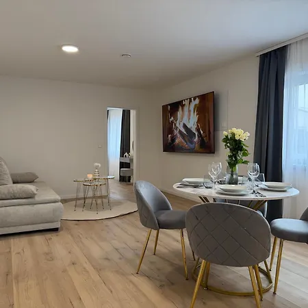 Apartment & Stay, Waldburg